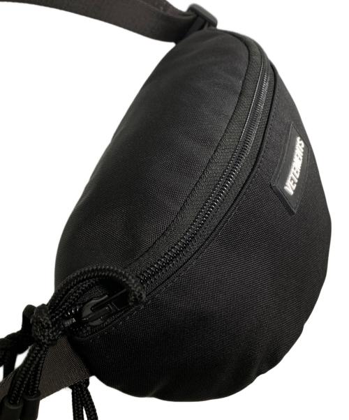 VETEMENTS（ヴェトモン）VETEMENTS (ヴェトモン) ウエストバッグ ブラック サイズ:-の古着・服飾アイテム