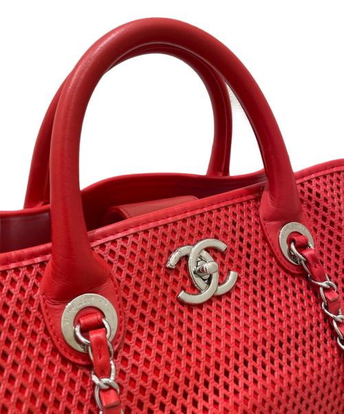 CHANEL（シャネル）CHANEL (シャネル) チェーントートバッグ レッドの古着・服飾アイテム