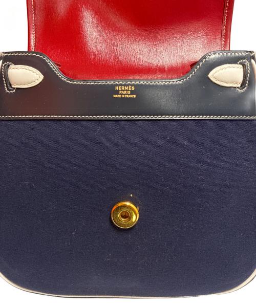 HERMES（エルメス）HERMES (エルメス) タッセル付きショルダーバッグ トリコロールカラーの古着・服飾アイテム