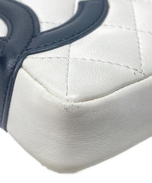 CHANEL（シャネル）CHANEL (シャネル) カンボン/レザーショルダーバッグ ホワイトの古着・服飾アイテム