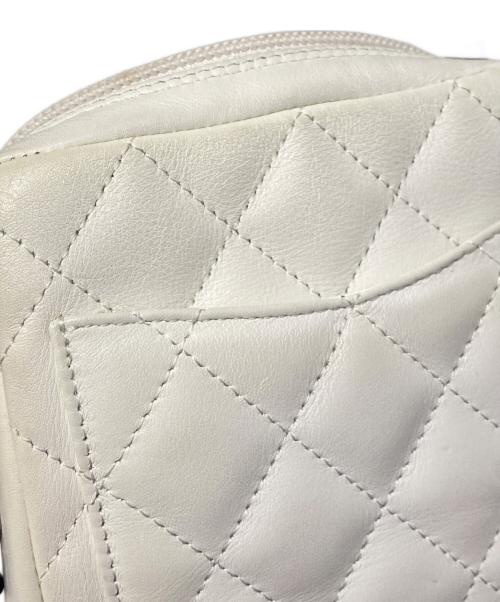 CHANEL（シャネル）CHANEL (シャネル) カンボン/レザーショルダーバッグ ホワイトの古着・服飾アイテム