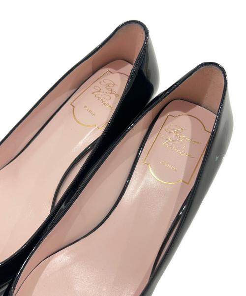 Roger Vivier（ロジェ ヴィヴィエ）Roger Vivier (ロジェ ヴィヴィエ) チャンキーヒールエナメルパンプス ブラック サイズ:35 1/2の古着・服飾アイテム