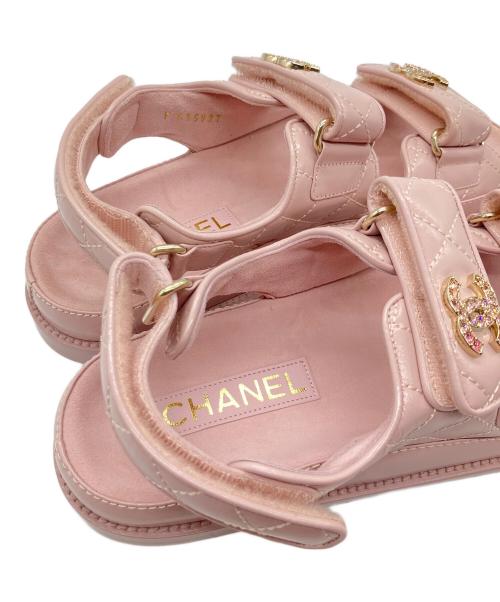 CHANEL（シャネル）CHANEL (シャネル) ココマーク マトラッセ スポーツサンダル ピンク サイズ:37 1/2 未使用品の古着・服飾アイテム