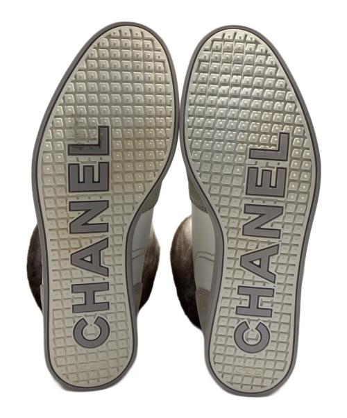 CHANEL（シャネル）CHANEL (シャネル) ミンクファースニーカー G26635 ホワイト×グレー サイズ:37の古着・服飾アイテム