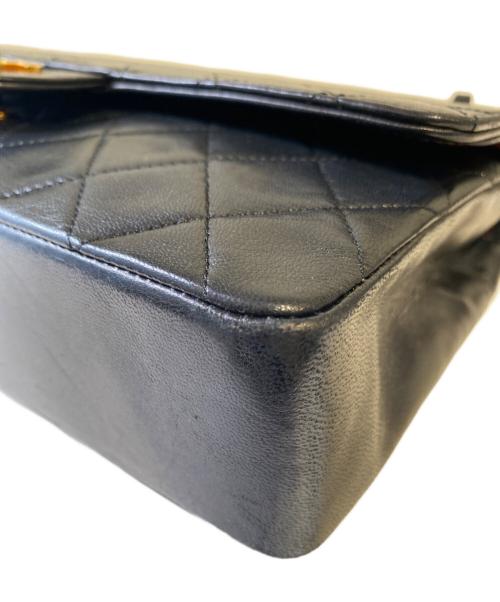 CHANEL（シャネル）CHANEL (シャネル) マトラッセ25 Wフラップチェーンショルダーバッグ ブラック サイズ:25の古着・服飾アイテム