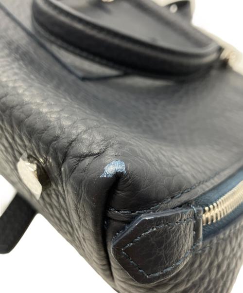 IACUCCI（イアクッチ）IACUCCI (イアクッチ) ショルダーバッグ ネイビーの古着・服飾アイテム