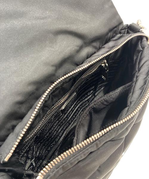 PRADA（プラダ）PRADA (プラダ) パデッドRe-Nylonショルダーバッグ ブラックの古着・服飾アイテム