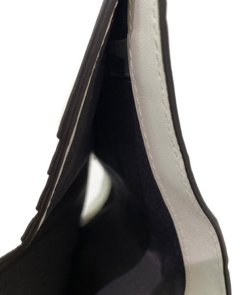 JIMMY CHOO（ジミーチュウ）JIMMY CHOO (ジミーチュウ) HANNI STAR COMPACT WALLET ホワイトの古着・服飾アイテム