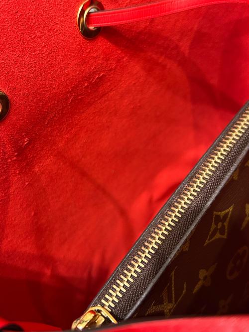 LOUIS VUITTON（ルイ ヴィトン）LOUIS VUITTON (ルイ ヴィトン) ネオノエ MM ブラウン×コクリコレッド サイズ:MMの古着・服飾アイテム