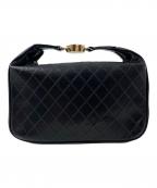 CHANELシャネル）の古着「レザーカメリアポーチ」｜ブラック