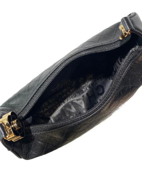 CHANEL（シャネル）CHANEL (シャネル) レザーカメリアポーチ ブラックの古着・服飾アイテム