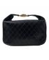 CHANEL（シャネル）の古着「レザーカメリアポーチ」｜ブラック