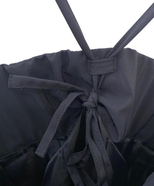 HYKE（ハイク）HYKE (ハイク) AFFETA PLEATED MAXI DRESS ブラック サイズ:2の古着・服飾アイテム