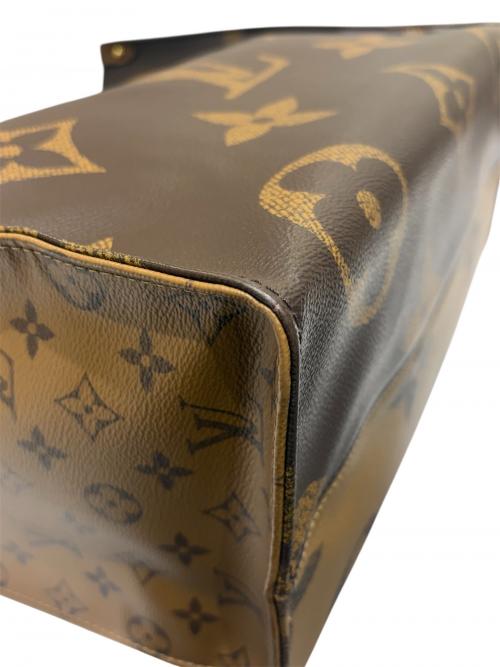 LOUIS VUITTON（ルイ ヴィトン）LOUIS VUITTON (ルイ ヴィトン) オンザゴーGM/ハンドバッグ/トートバッグ/モノグラム・ジャイアント・リバース ブラウン サイズ:GMの古着・服飾アイテム