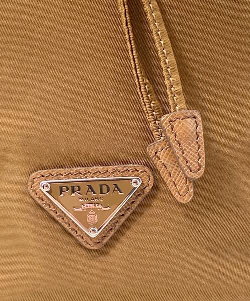 PRADA（プラダ）PRADA (プラダ) ナイロン巾着ポーチ ブラウンの古着・服飾アイテム