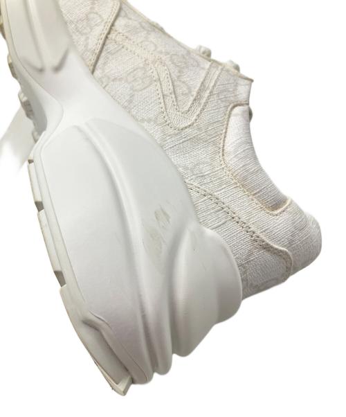 GUCCI（グッチ）GUCCI (グッチ) GG Rhyton Sneaker ライトン ダッドスニーカー ホワイト サイズ:38の古着・服飾アイテム