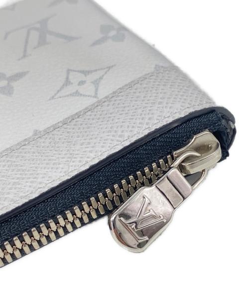 LOUIS VUITTON（ルイ ヴィトン）LOUIS VUITTON (ルイ ヴィトン) タイガラマ ポシェットディスカバリーPM ライトグレー サイズ:PMの古着・服飾アイテム