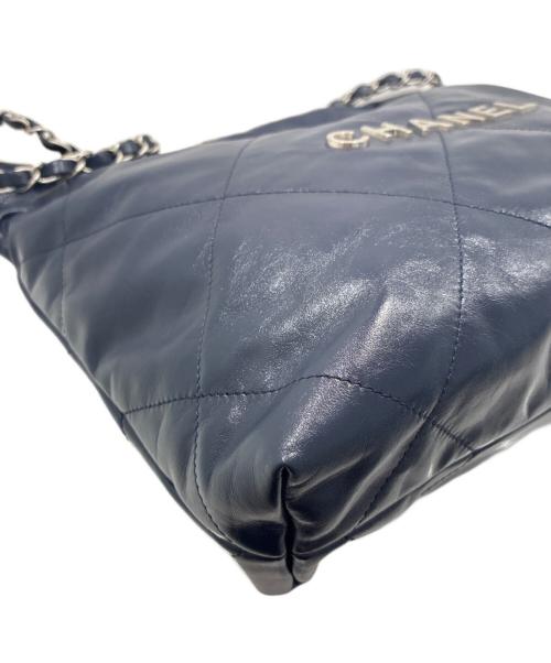 CHANEL（シャネル）CHANEL (シャネル) シャネル22/ネイビー/チェーンショルダーバッグ ネイビー サイズ:スモールの古着・服飾アイテム