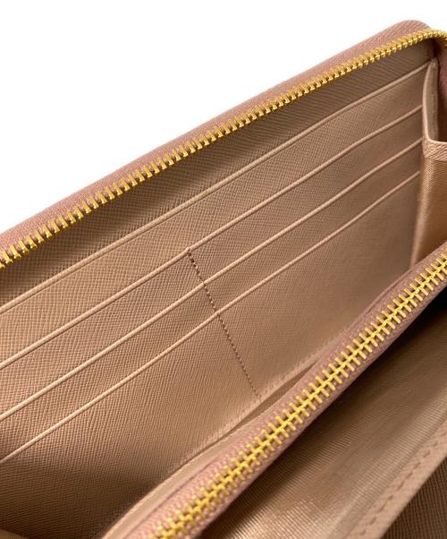 PRADA（プラダ）PRADA (プラダ) ラウンドファスナー長財布 ベージュの古着・服飾アイテム