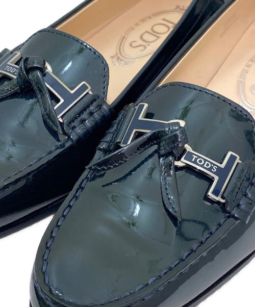 TOD'S（トッズ）TOD'S (トッズ) モカシンドライビングシューズ ブラック サイズ:35 1/2の古着・服飾アイテム