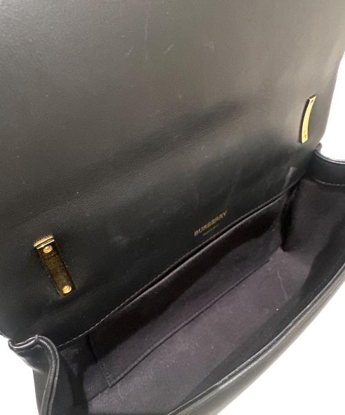 BURBERRY（バーバリー）BURBERRY (バーバリー) TBローラ キルティングショルダーバッグ ブラック サイズ:-の古着・服飾アイテム