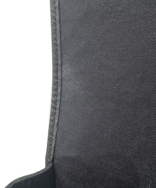 LOUIS VUITTON（ルイ ヴィトン）LOUIS VUITTON (ルイ ヴィトン) タイガ アンドレイ アルドワーズ ブラック サイズ:-の古着・服飾アイテム