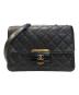CHANEL（シャネル）の古着「マトラッセ ビューティーロック チェーンショルダーバッグ/Matelassé Beauty Lock Chain Shoulder Bag」｜ブラック