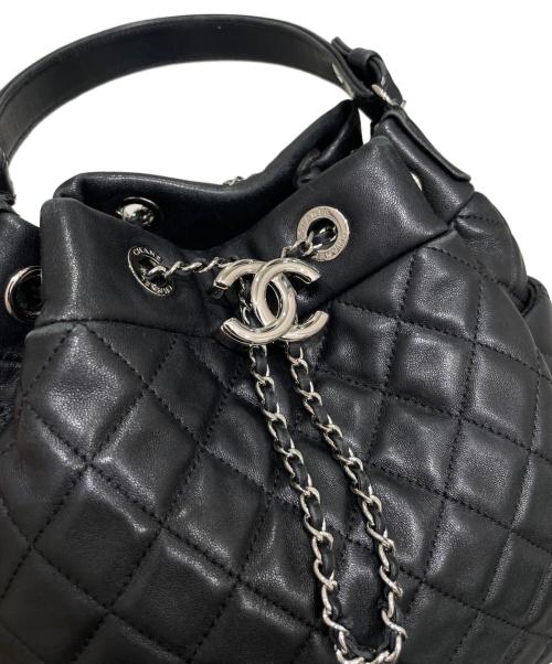 CHANEL（シャネル）CHANEL (シャネル) マトラッセ チェーンショルダーバッグ  ブラックの古着・服飾アイテム