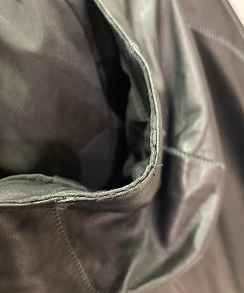 EMPORIO ARMANI（エンポリオアルマーニ）EMPORIO ARMANI (エンポリオアルマーニ) ラムフーデット レザー ジャケット ブラック サイズ:52の古着・服飾アイテム