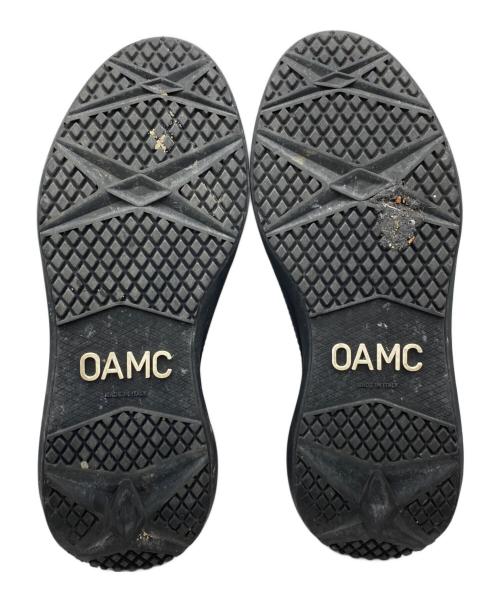 OAMC（オーエーエムシー）OAMC (オーエーエムシー) レザースニーカー ブラック サイズ:41の古着・服飾アイテム