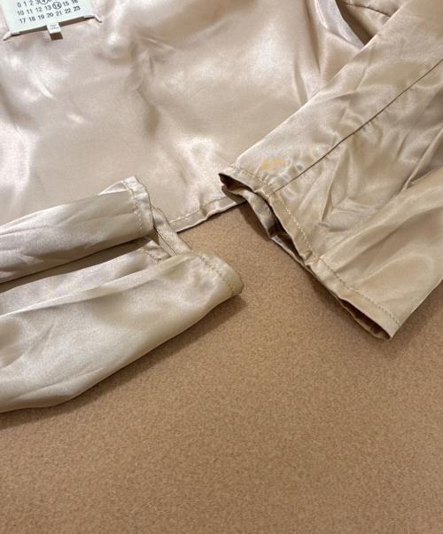 Maison Margiela（メゾンマルジェラ）Maison Margiela (メゾンマルジェラ) Maison Margiela duffle cape coat ダッフル ケープ コート SI0AA0005 S44580 ベージュ サイズ:38の古着・服飾アイテム