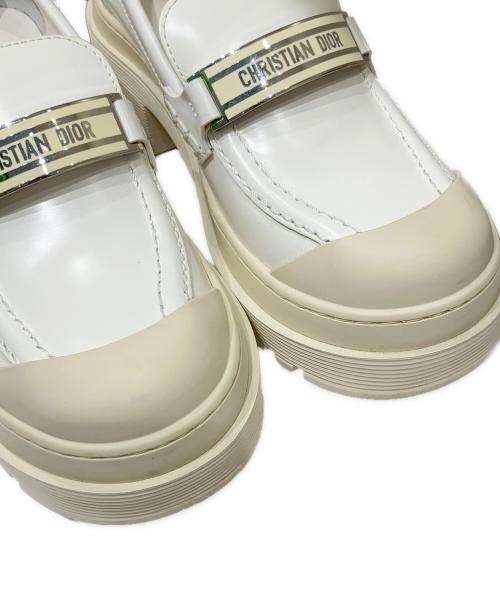 Christian Dior（クリスチャン ディオール）Christian Dior (クリスチャン ディオール) ロゴプレートローファー ホワイト サイズ:35の古着・服飾アイテム