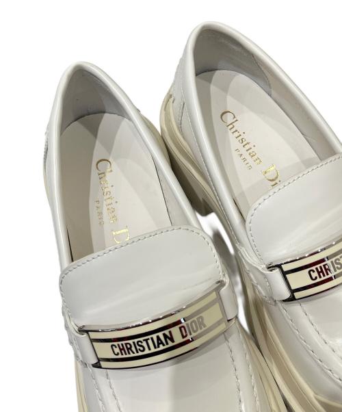 Christian Dior（クリスチャン ディオール）Christian Dior (クリスチャン ディオール) ロゴプレートローファー ホワイト サイズ:35の古着・服飾アイテム