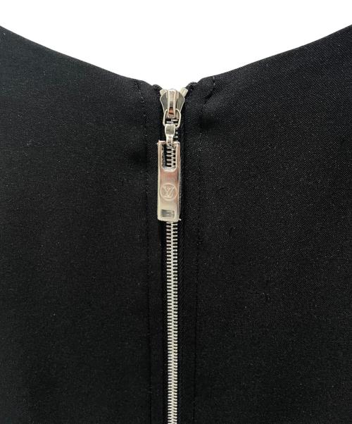 LOUIS VUITTON（ルイ ヴィトン）LOUIS VUITTON (ルイ ヴィトン) ノースリーブバックジップワンピース ブラック サイズ:36の古着・服飾アイテム