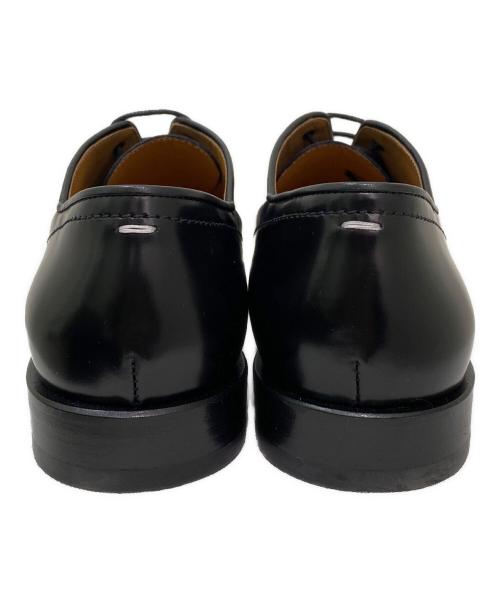 Maison Margiela（メゾンマルジェラ）Maison Margiela (メゾンマルジェラ) プレーントゥシューズ ブラック サイズ:38の古着・服飾アイテム