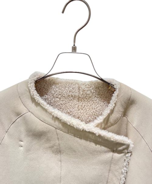 32PARADIS（トラントドゥ パラディ）32PARADIS (トラントドゥ パラディ) リバーシブルムートンコート アイボリー サイズ:Sの古着・服飾アイテム