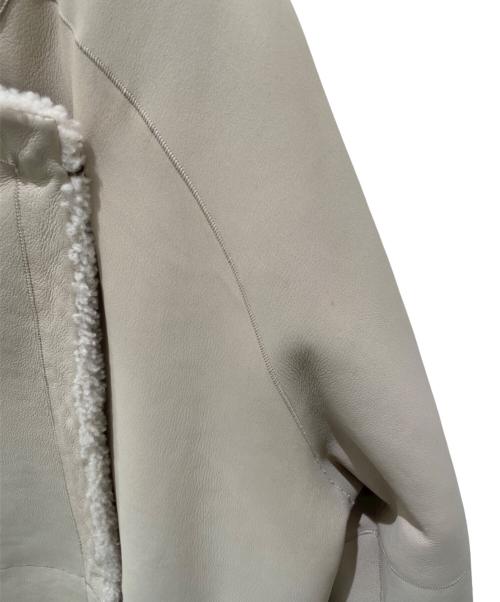 32PARADIS（トラントドゥ パラディ）32PARADIS (トラントドゥ パラディ) リバーシブルムートンコート アイボリー サイズ:Sの古着・服飾アイテム