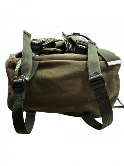 CELINE（セリーヌ）CELINE (セリーヌ) トレッキングバックパック オリーブ サイズ:-の古着・服飾アイテム