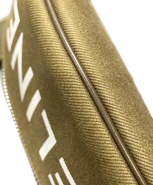 CELINE（セリーヌ）CELINE (セリーヌ) ウエストバッグ オリーブの古着・服飾アイテム