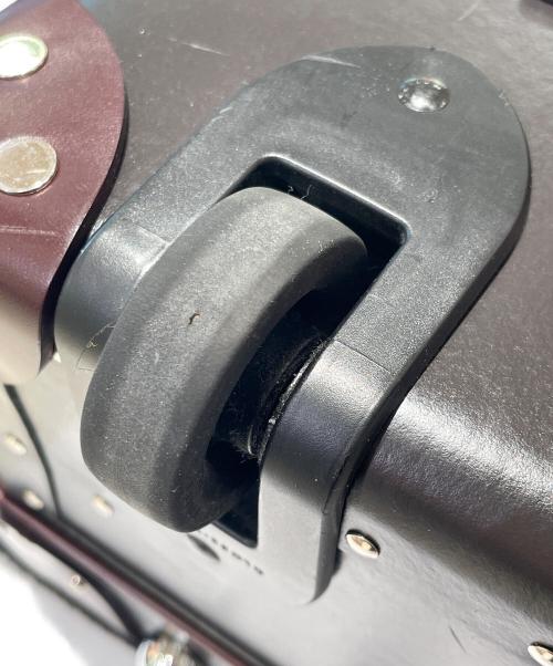 GLOBE-TROTTER（グローブトロッター）GLOBE-TROTTER (グローブトロッター) 2輪キャリーバッグ センテトリー Centenary ボルドーの古着・服飾アイテム