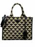 PRADA（プラダ）の古着「シンボル エンブロダイリーファブリック 1BA354」｜ブラック