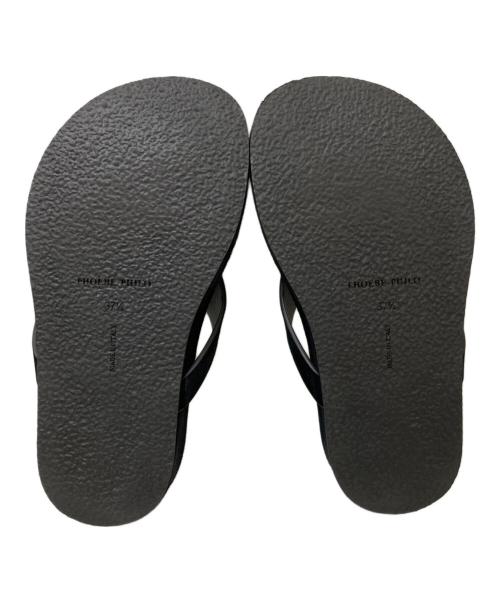 phoebe philo（フィービー ファイロ）phoebe philo (フィービー ファイロ) トングサンダル ブラック サイズ:37　1/2の古着・服飾アイテム