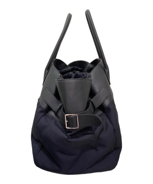 THE ROW（ザ ロウ）THE ROW (ザ ロウ) マルゴー17 インサイドアウト ブラック×ネイビー サイズ:17の古着・服飾アイテム