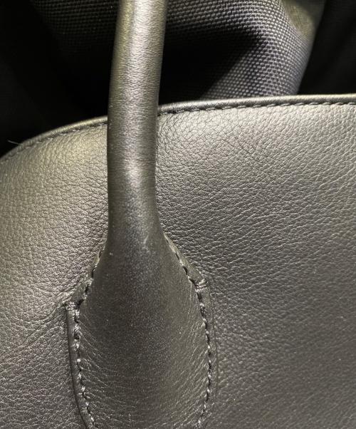 THE ROW（ザ ロウ）THE ROW (ザ ロウ) マルゴー17 インサイドアウト ブラック×ネイビー サイズ:17の古着・服飾アイテム