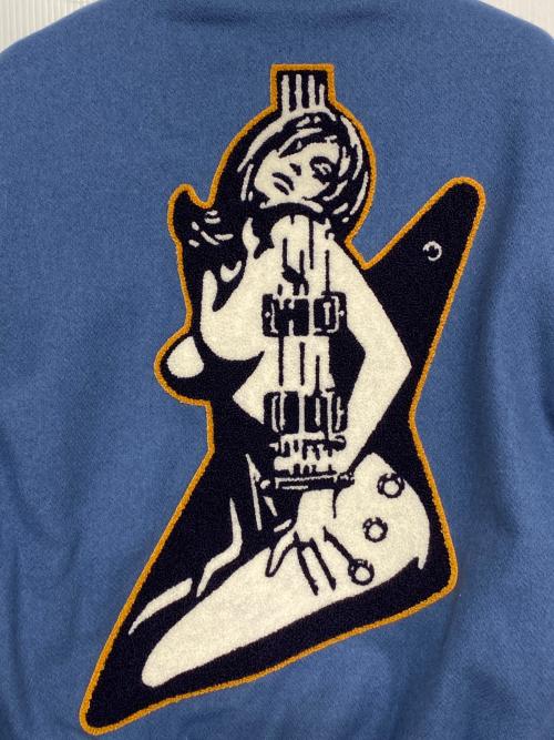 Hysteric Glamour（ヒステリックグラマー）Hysteric Glamour (ヒステリックグラマー) TURN THE MUSIC UP刺繍 スタジャン グリーン×ベージュ サイズ:Lの古着・服飾アイテム