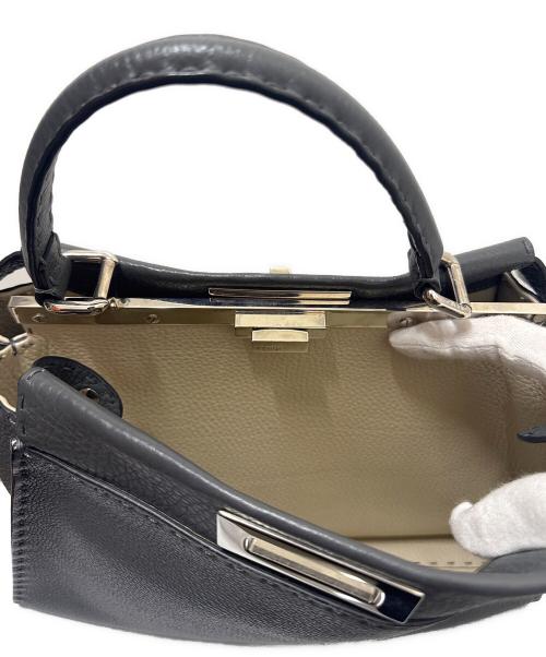 FENDI（フェンディ）FENDI (フェンディ) ピーカブー ミディアム グレーの古着・服飾アイテム