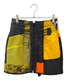 Chica Kisada（チカ キサダ）の古着「ナイロンスカート」｜ブラック