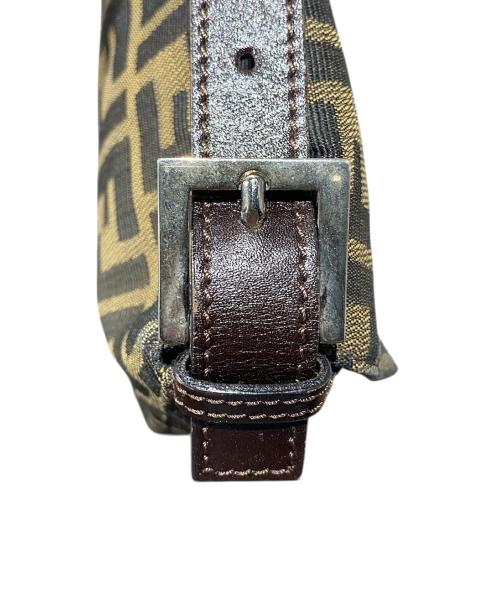 FENDI（フェンディ）FENDI (フェンディ) FENDI Zucca Mamma Baguette Shoulder Bag/ズッカ柄マンマバケットショルダーバッグ/ワンショルダーバッグ/ショルダーバッグ/ズッカ柄/3505.26424.008 ブラウンの古着・服飾アイテム