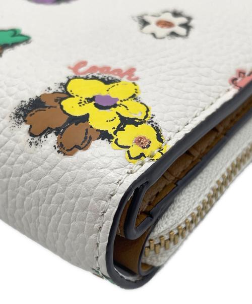 COACH（コーチ）COACH (コーチ) 2つ折り財布 ビルフォールドウォレット  アイボリーの古着・服飾アイテム