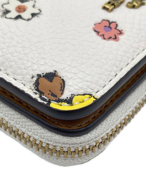 COACH（コーチ）COACH (コーチ) 2つ折り財布 ビルフォールドウォレット  アイボリーの古着・服飾アイテム
